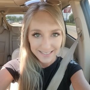 Meet your Posher, Brittney